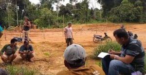 Warga Larang Angkutan Batu Bara Milik PT MPB Melintas di Jalan Desa Gurun Tuo 