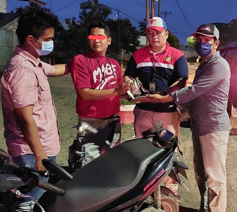 Penangkapan Diduga Pungli tehadap sopir angkutan batu bara. (Foto:istimewa)