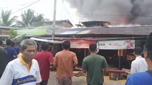 12 Unit Rumah di Tungkal Ilir Hangus Dilalap Api