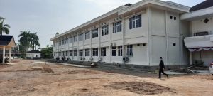 Pengaspalan Halaman Parkiran DPRD Kota Jambi Telan Biaya Ratusan Juta Rupiah