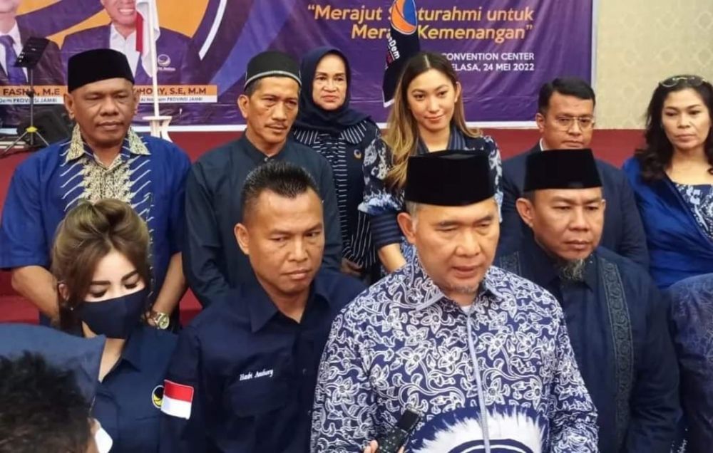 Ketua DPW NasDem Provinsi Jambi, Syarif Fasha dan Jajaran Pengurus (foto: ist)