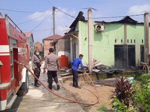 1 Rumah Kostan di Mendalo Indah Habis Terbakar, Pemilik Rugi Rp150 Juta