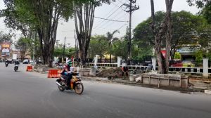 Progres Pembangunan Kawasan Pedestarian di Jalan Agus Salim Sudah 80 Persen 
