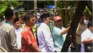 Bupati Tanjab Barat Kunjungi Lokasi Kebakaran 