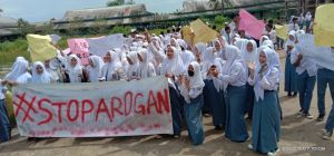 Breaking News !!!, Siswa SMK 1 Tanjab Barat Unjuk Rasa 