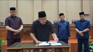Meskipun Ada Catatan Khusus, Seluruh Fraksi DPRD Kota Jambi Setujui APBD 2023