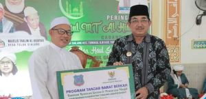 Bupati Hadiri Haul MT. Al Hidayah di Desa Teluk Sialang 