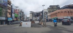 Kerusakan Jalan di Kota Jambi Akibat Proyek Waskita Jadi Keluhan 