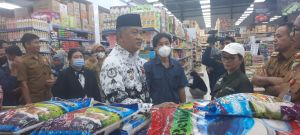 Jelang Nataru, TPID Kota Jambi Sidak Harga Sembako 