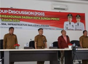 Sekda Alpian Buka FGD dalam Merumuskan Isu Strategis Pembangunan 2024