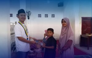 Berbagi Bulan Ramadhan, PMII Cabang Kerinci Bagikan Alquran dan Sembako