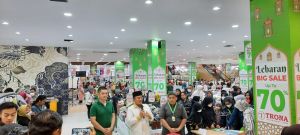 Maulana Ajak Wisata Belanja Anak Yatim dan Dhuafa