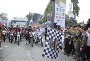 Walikota Ahmadi, Lepas peserta Sungai Penuh- Kerinci Trail Community-Diza Glow Enduro & Adventure 