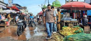 Terima Keluhan Jalan Rusak, Kemas Faried Turun Lapangan