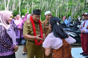 Guru SD 28/Sumber Agung Siap Bawa Perubahan, Wali Murid Terpukau Kegiatan Perpisahan Sekolah