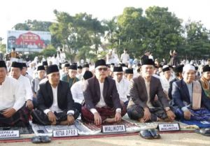 Wako Ahmadi Sholat Idul Adha Bersama Masyarakat Sungai Penuh 