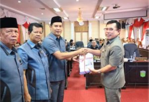 DPRD Gelar Rapat Paripurna Penyampaian KUA-PPAS Tahun 2024 Ke DPRD