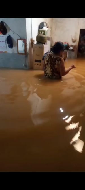 Siklus Banjir Berulang di Kota Jambi, Warga Kecewa dengan Tidak Adanya Penanganan yang Efektif