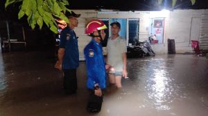 Banjir Melanda Kota Jambi Akibat Hujan Lebat, Masyarakat Diingatkan untuk Waspada