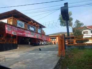 Bakal Panggil Pemilik Pitek Obong