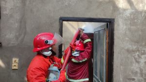 Karena Ulah ODGJ, Rumah Panggung di Sijenjang Terbakar