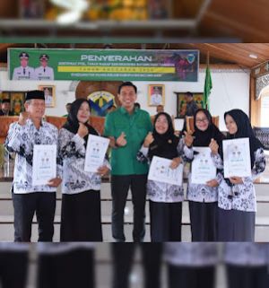 Sebanyak 1512 Siswa/i Mendapatkan Beasiswa Batang Hari Tangguh Dari Bupati Mhd Fadhil Arif