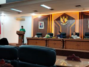 Wakil Bupati H.Bakhtiar Menghadiri Rapat Paripurna DPRD Kabupaten Batang Hari