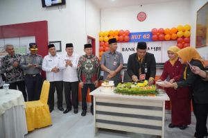 Ketua DPRD Tanjab Barat Hamdani, SE Hadiri HUT Bank Jambi ke-62