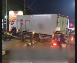 Truk Tronton Masuk McDonald's Sipin, Dishub Kota Jambi Beri Teguran