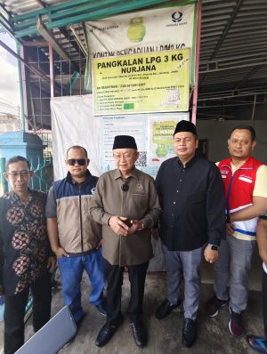 Didampingi KFA dan SAM Pertamina Jambi, CE Tinjau Stok LPG 3 Kg
