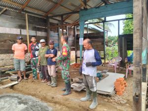 Sebelum Melakukan Pekerjaan Rehab Rumah Warga, Satgas TMMD Lakukan Briefing