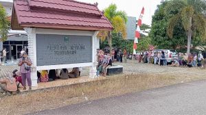 Puluhan Orang Buruh Harian PT LAJ Datangi Dinas Tenaga Kerja Tebo, Ini sebabnya