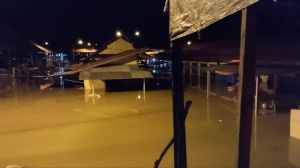 Pasar Tanjung Bungur Tebo Tengah Terendam Banjir