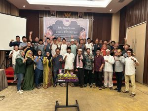 SMSI Provinsi Jambi Buka Bersama Perkuat Silaturahmi Hingga Potong Tumpeng HUT SMSI ke-8