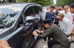 Bupati Syukur : Mobil Dinas Bukan Mobil Pribadi