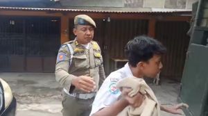 Satpol PP Kota Jambi Amankan 16 Pelajar di Warnet dan Rental PS