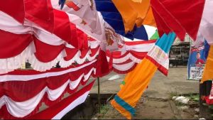 Menjelang HUT RI ke-80, Penjual Bendera di Kota Jambi Keluhkan Sepinya Pembeli