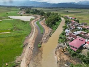 Pemkot Sungai Penuh Berkomitmen Atasi Banjir dengan Normalisasi Sungai