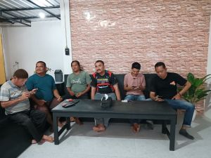 F-DB Ancam Fahmi, Keluarga Besar Jangan Coba -Coba Itu Urusan Legislatif dan eksekutif. Kita tempuh 