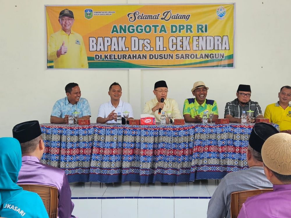 Reses di Sarolangun, Cek Endra Bawa Bantuan Kendaraan Sampah dan Sambungkan Aspirasi Turap