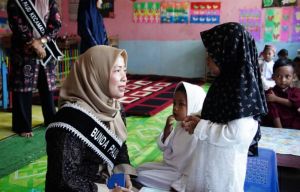Nur Chasanah Nazar Kunjungi PAUD SD Satu Atap Rimbo Ulu