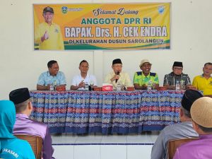 Reses di Sarolangun, Cek Endra Bawa Bantuan Kendaraan Sampah dan Sambungkan Aspirasi Turap