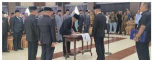 Bupati Agus Rubiyanto Lantik 14 Pejabat Eselon II, Dorong Penyegaran dan Percepatan Kinerja