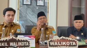 Wali Kota Maulana Tanggapi Mundurnya Dirut PT Siginjai Sakti: “Kalau Tak Sanggup, Menyerah Saja”