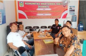 Perkuat Sinergi Pers, SMSI Tebo Sambangi Sekretariat KAWAT