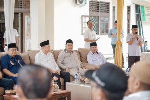 Reses di Telanaipura, Kemas Faried Serap Aspirasi Warga dan Salurkan 400 Paket Sembako