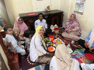 Halal Bihalal SMPN 25 Tebo Hangat, Kepsek Turun Langsung Siapkan Hidangan