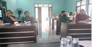 Belasan Pegawai IAKSS Bungo Mengadu ke Disnakertrans, Tuntut Penyesuaian Gaji di Bawah UMR