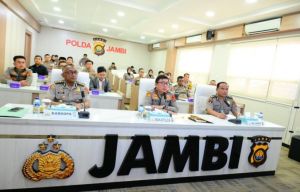 Polda Jambi Gelar Pelatihan Public Speaking untuk Personel SPKT Call Center 110