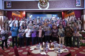 Al Haris Dorong Penguatan Hak Participating Interest Daerah di Forum Rakernas ADPMET